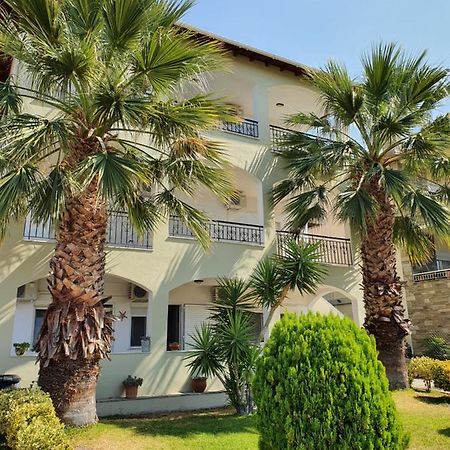Hotel Pefko Neos Marmaras Exterior foto